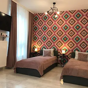 https://apartamenty-brzeska-10.warsawhotelspoland.com